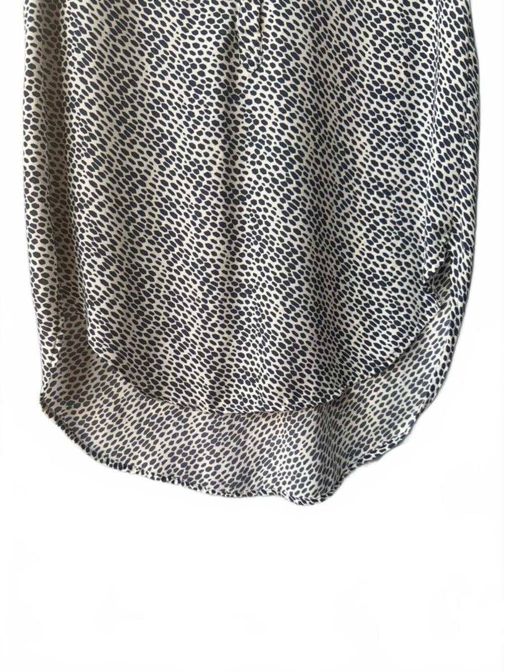 H&M Sleeveless Animal Print Blouse Split Neck Top - Picture 4 of 8